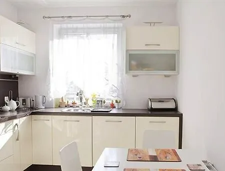 W Park Szálloda 4*